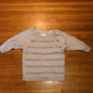 Three quarter sleeve VS sweater